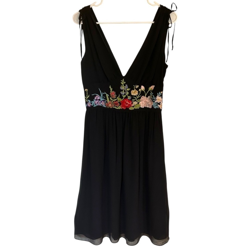 DKNY Black Silk Babydoll Floral Embroidered Mini‎ Dress size 6 Whimsigoth Event